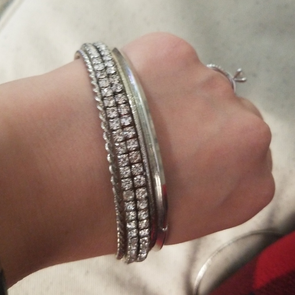 Bangles - Picture 2 of 4